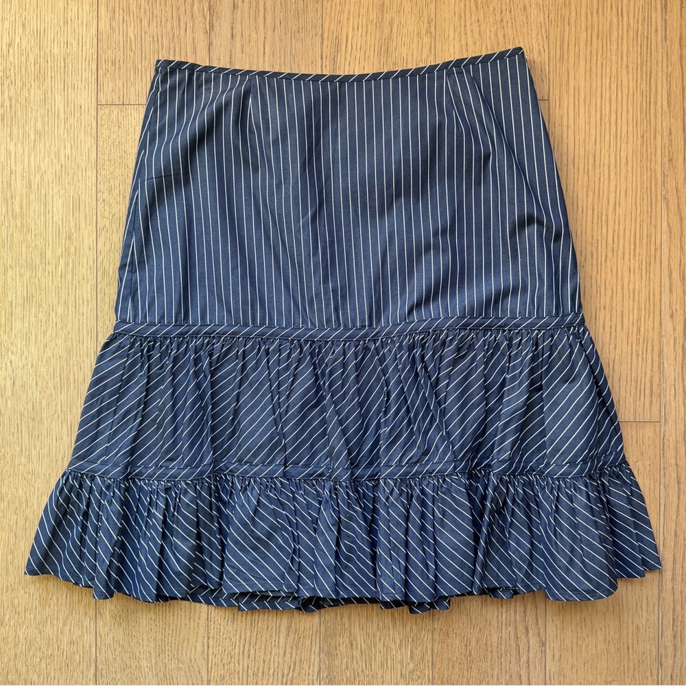 Fit & Flare Navy Striped Ruffle Skirt NWOT - Size 8 - Picture 2 of 5